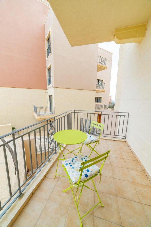 Luxury Seaview & Pool-Hosted By Sweetstay Mellieħa Buitenkant foto
